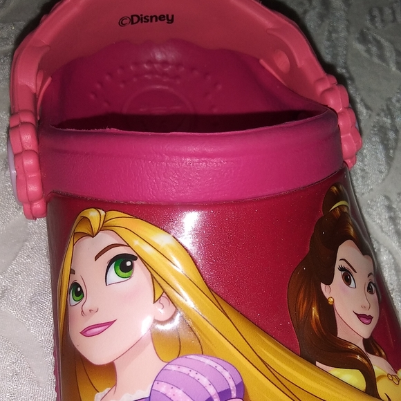 Crocs x Disney Princess Girls sz 4 - 5 Cinderella Rapunzel Pink Shoes Excellent - Picture 9 of 12